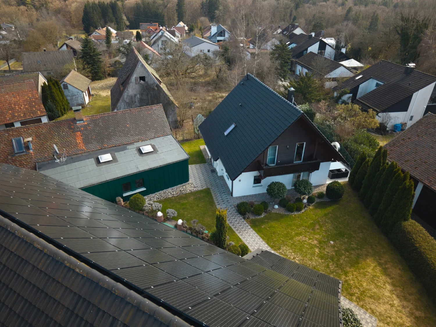 Luxuriöses Fachwerkhaus inkl. 400m²Ausbaupotential (mind. 4 Wohnungen) mit traumhaften Grundstück