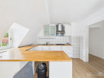 Helle Dachgeschosswohnung mit Möglichkeit zur Maisonette in bester Lage von Lauf an der Pegnitz - Küche