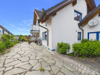 Großzügiges Mehrparteienhaus mit Haupthaus und 2 Einliegerwohnungen in idyllischer Lage von Pommelsbrunn-Hartmannshof - Garten
