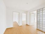 Charmante Dachgeschosswohnung mit 96m² Wohn-Nutzfläche! Möglichkeit zur Maisonette in Nürnberg Thon - Flur