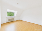 Charmante Dachgeschosswohnung mit 96m² Wohn-Nutzfläche! Möglichkeit zur Maisonette in Nürnberg Thon - Schlafzimmer