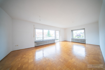 Lichtdurchflutete Traumwohnung in absoluter Bestlage von Nürnberg Thon – 3-Zimmer-Wohnung mit Balkon, 90425 Nürnberg, Etagenwohnung