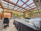 Attraktives Reihenendhaus mit großem Gartenbereich und modernisiertem Zustand in Lauf an der Pegnitz - Terrasse
