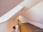 Exklusive Maisonette-Dachgeschosswohnung mit Designerküche, Luxusbad & Studio in Rückersdorf - Studio
