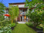 Modernes Reihenhaus mit Sonnenterrasse, Garten & Tiefgarage in Wendelstein-St. Wolfgang! - Außenansicht