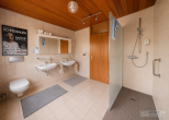 Ein Haus voller Möglichkeiten - Großzügiges Wohnen auf drei Etagen in beliebter Lage von Neumarkt - Badezimmer EG