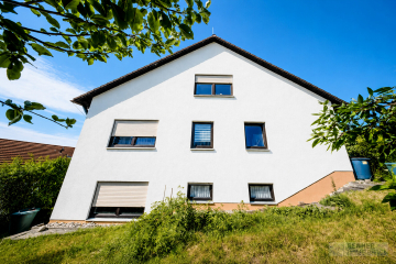 Ein Haus voller Möglichkeiten – Großzügiges Wohnen auf drei Etagen in beliebter Lage von Neumarkt, 92318 Neumarkt in der Oberpfalz, Mehrfamilienhaus