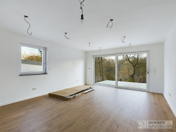 Sanierter Wohntraum in ruhiger Lage nähe Regensburg! 2-Zimmer Wohnung mit eigenem Garten!, 93138 Lappersdorf, Erdgeschosswohnung