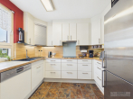 Modernisiertes Einfamilienhaus mit Einliegerwohnung, PV-Anlage und großem Grundstück Nähe Erlangen - Küche