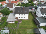 Charmantes Mehrfamilienhaus mit großem Grundstück in ruhiger Lage - Drohnenfoto hinten