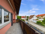 Charmantes Mehrfamilienhaus mit großem Grundstück in ruhiger Lage - Balkon 1.OG_2