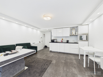 Sanierte 2-Zimmer-Terrassenwohnung in gepflegter Wohnanlage am Fuße der Rednitz! 4% Mietrendite, 90762 Fürth, Etagenwohnung