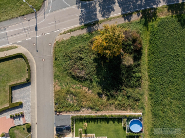 641 m² Baugrundstück in attraktiver Ortsrandlage mit Weitblick, 91094 Langensendelbach, Wohngrundstück