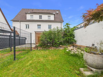 Sanierte Erdgeschosswohnung mit Garten in zentraler Lage von Lauf, 91207 Lauf an der Pegnitz, Erdgeschosswohnung