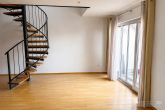 Helle 75 m² Galeriewohnung mit besonderem Wohncharakter in Innenstadtnähe - Wohnbereich