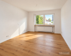 Hochwertige 3-Zimmer-Wohnung mit Südbalkon in Feldkirchen bei München - Schlafzimmer