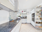 Gepflegte Doppelhaushälfte mit Garten und umfangreichen Modernisierungen in Nürnberg-Ost - Küche_EG