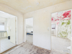 Gepflegte Doppelhaushälfte mit Garten und umfangreichen Modernisierungen in Nürnberg-Ost - Diele_DG