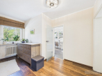 Gepflegte Doppelhaushälfte mit Garten und umfangreichen Modernisierungen in Nürnberg-Ost - Diele_1.OG