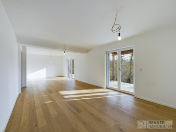 Kernsanierter Wohntraum in ruhiger Lage nähe Regensburg! Erdgeschoss mit Gartenanteil!, 93138 Lappersdorf, Erdgeschosswohnung