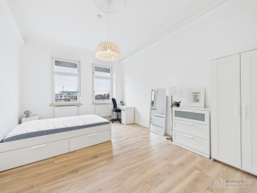 Altbau trifft Rendite – Stilvolle, vollständig renovierte 4-Zimmer-Wohnung, 90489 Nürnberg, Etagenwohnung